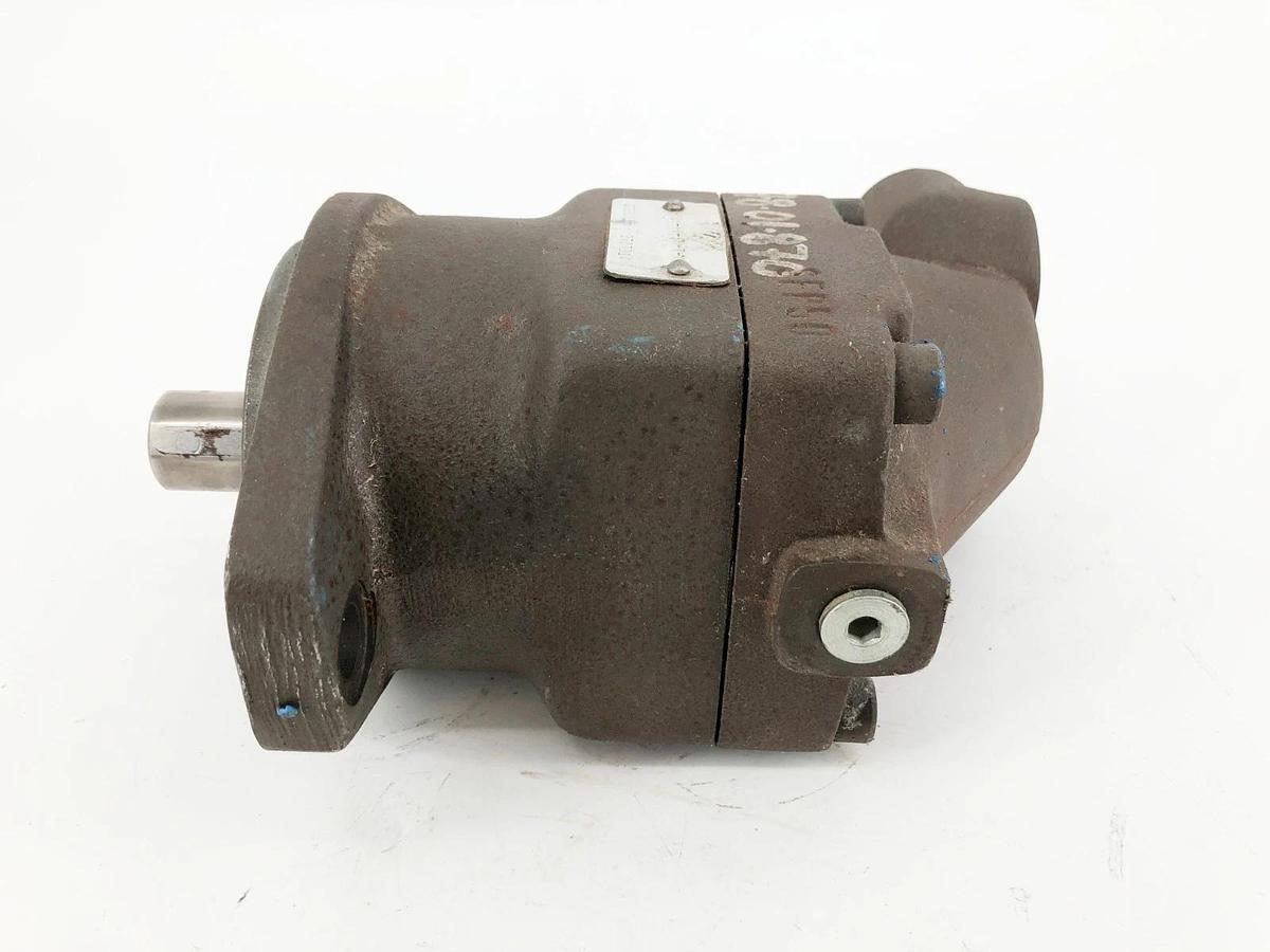 Used Parker 3707314 Small Frame Fixed Displacement Bent Axis Motor F11-019-HU-SH-T-00