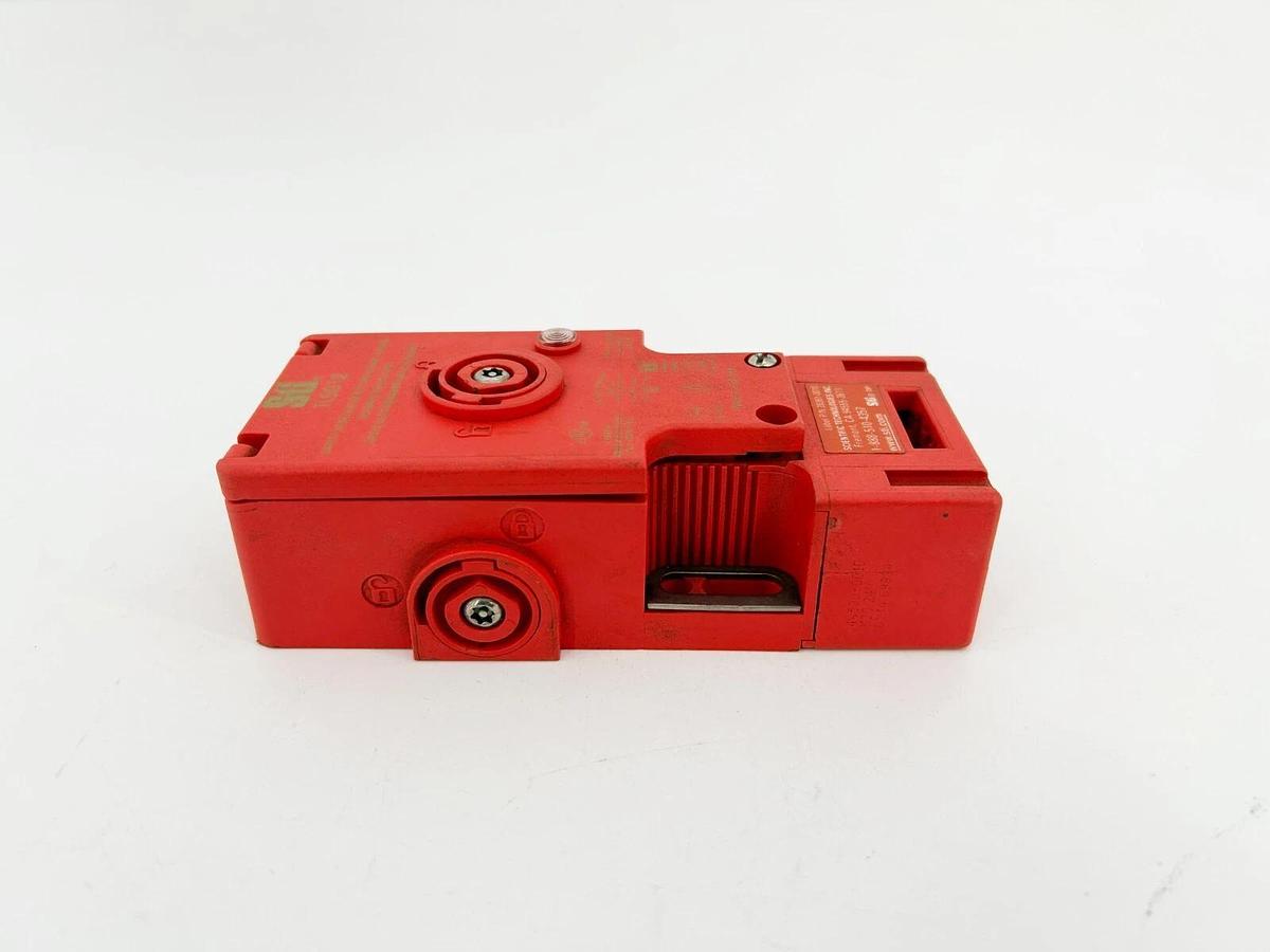 Used Omron Sti TL5012 Safety Interlock Switch, 24VAC/DC, 44530-0010