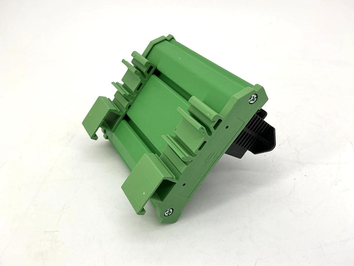 Lot of 2 New Facts Engineering FA-REC3 DIN Rail Receptacle 3-Outlet 15A 125VAC