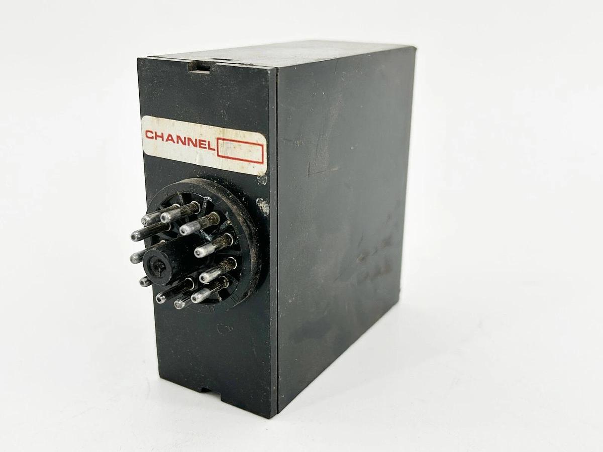 Used Electromatic SXT-800 Transmitter System 128 8 Channel 11 Pin