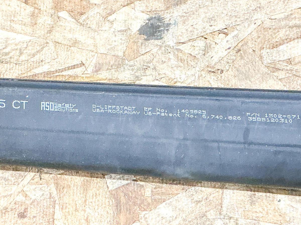 New ASO 1502-0710 Safety Bumper Sentir Edge 35.55 CT 24V - No Box