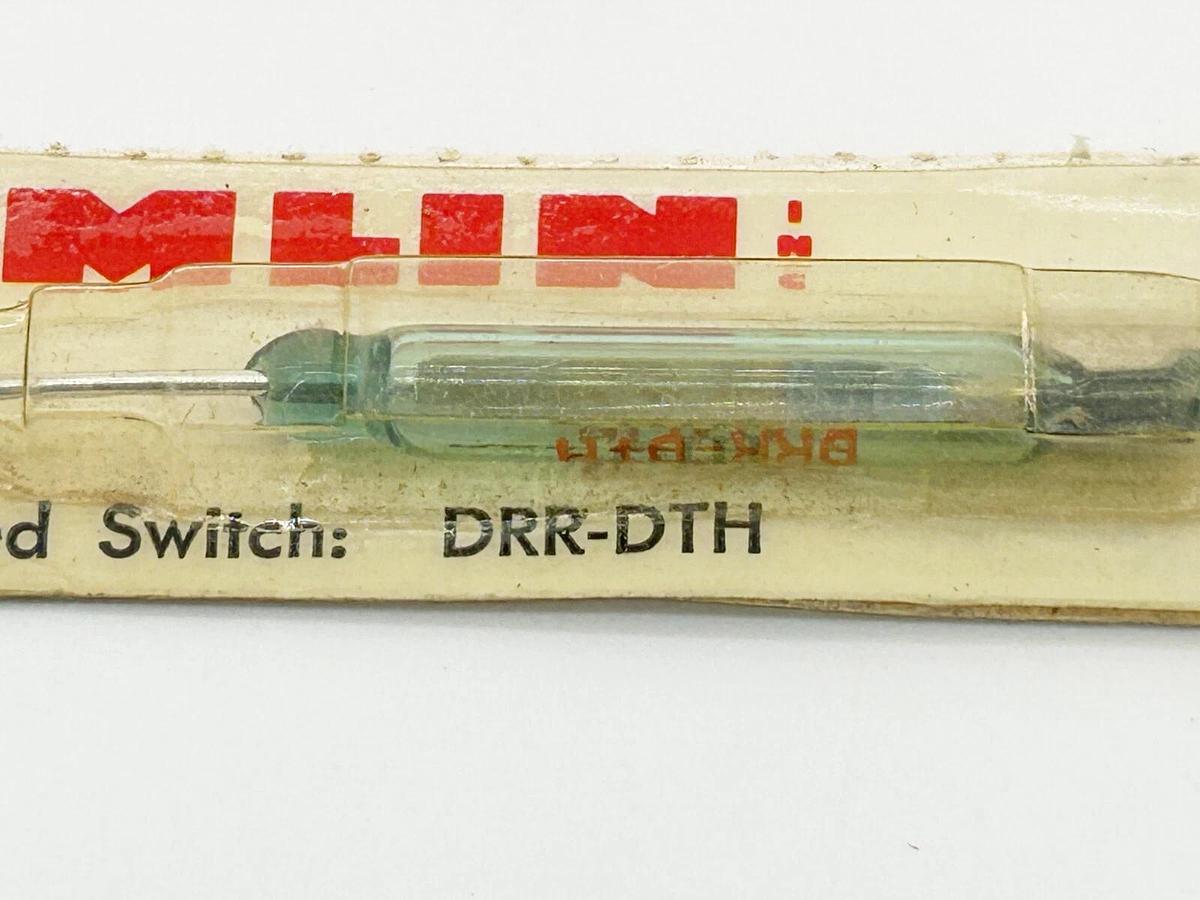 New Lot of 2 Hamlin DRR-DTH Reed Switch 3A 500VDC SPDT-CO