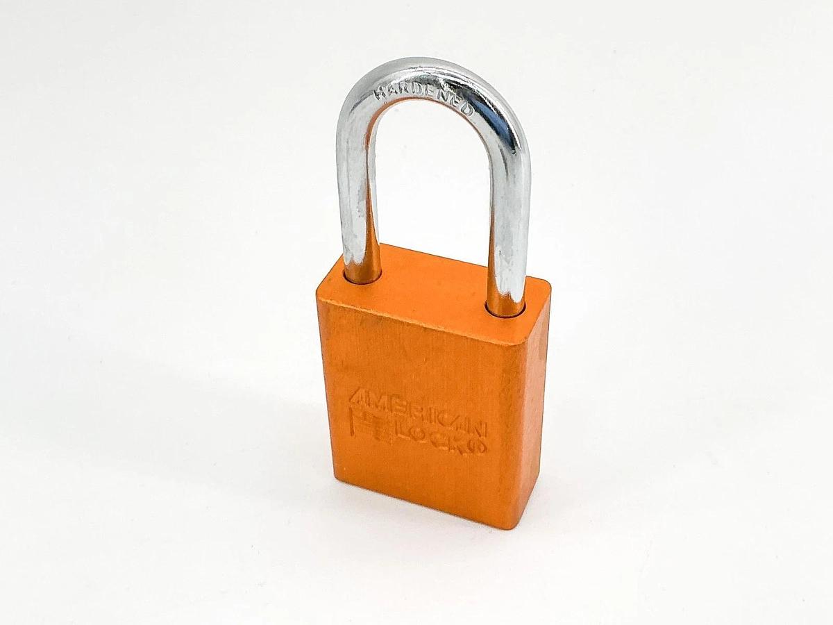 New Lot of 2 American Lock A1106ORJ Orange Aluminum Safety Pad Lock 1TDC2