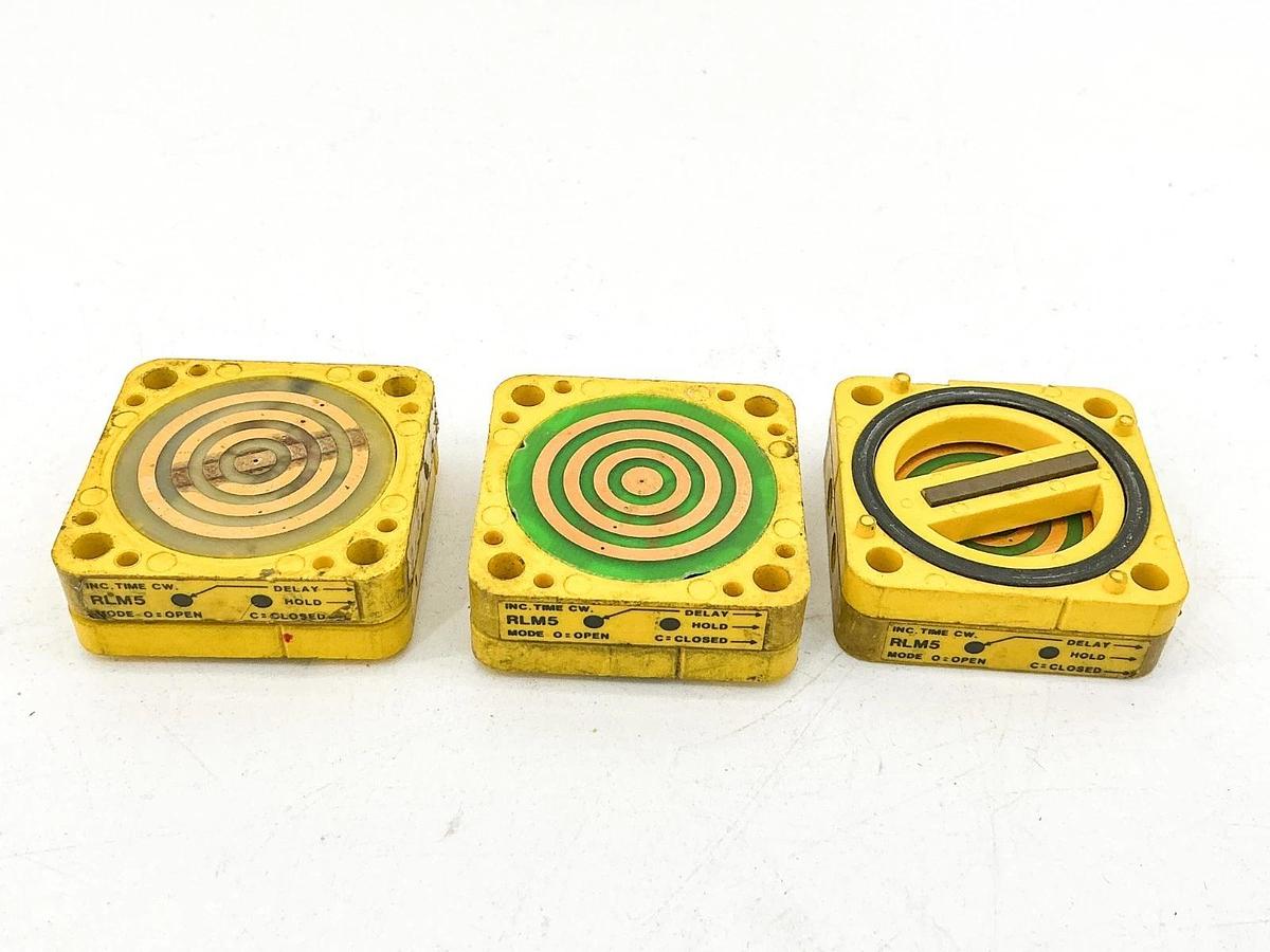 Used Lot of 3 Banner RLM5 MaxiBeam Sensor Module