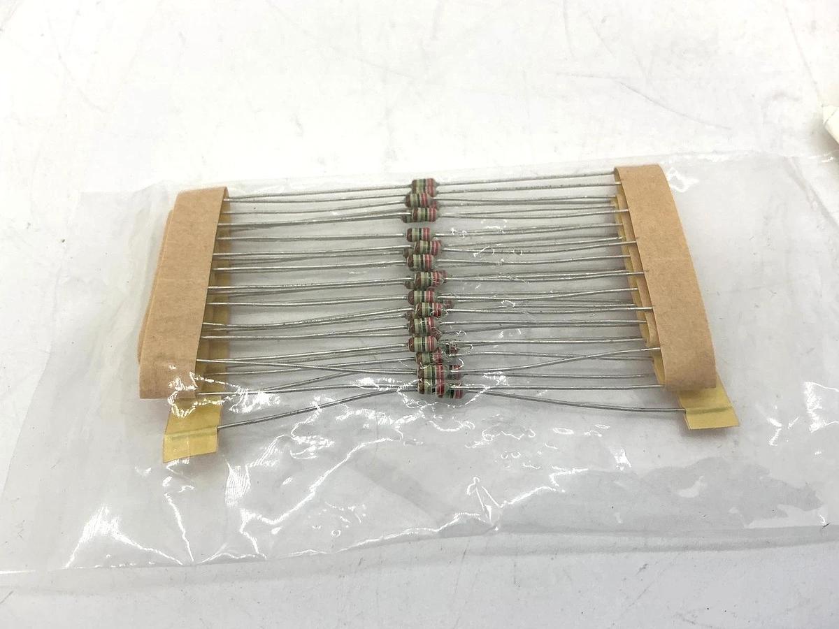 Bag of 30 ERO-S2PHF22R0 Metal Film Resistors 22OHM 1/4W 1% P22.0CACT-ND