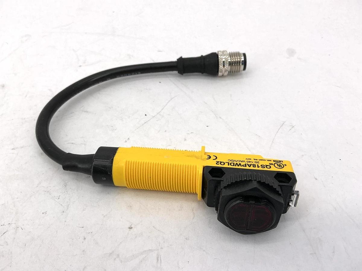 New Banner QS18APWDLQ2 World-Beam QS18 Universal Volt Sensor 79574 Range-450mm
