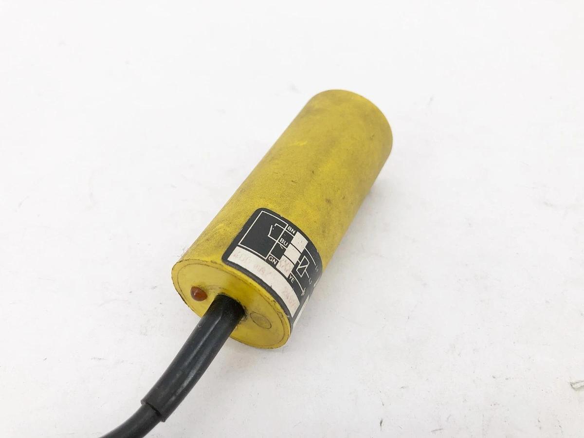 Used Namco ET720-83410 Proximity Sensor Switch 80-250VAC 400mA