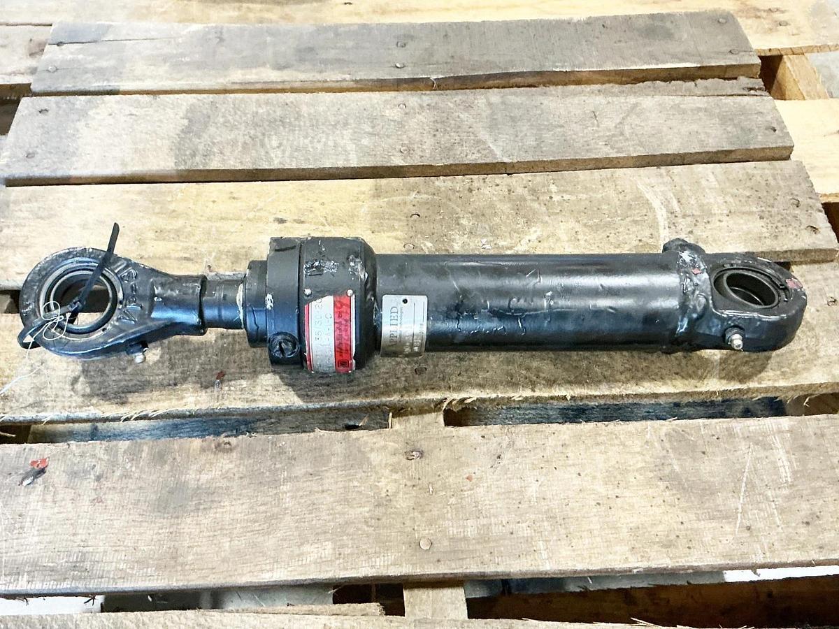JKV Hydrauliikka 2300-R4/50/135/30+20/7+MVP-30/A-A-1-C Hyd.  Cylinder D043301