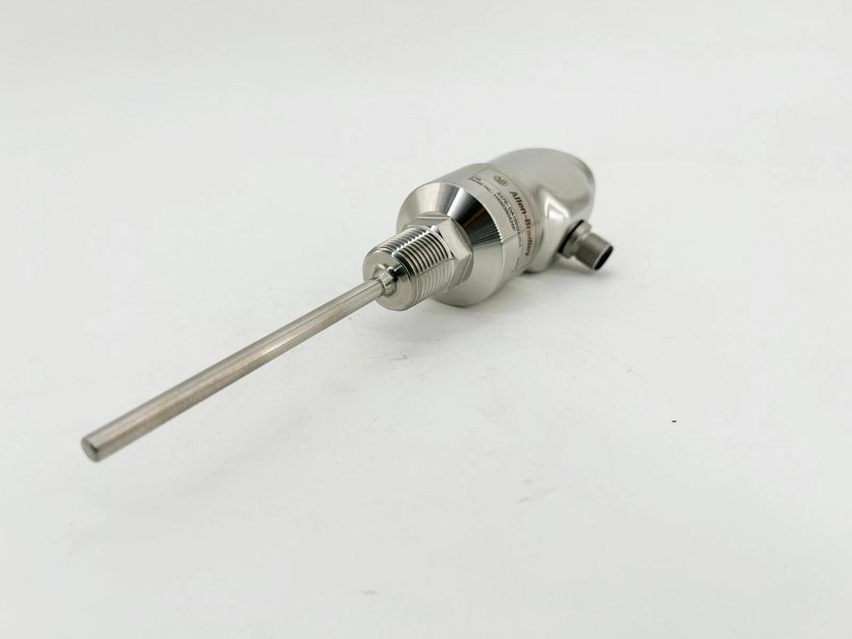 New Allen Bradley 837E-DA1BN2A2D4 Temperature Switch 2PNP