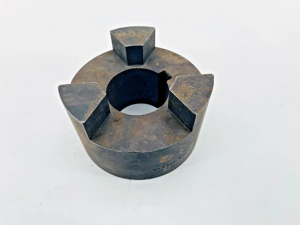 New Martin Sprocket ML-225 X 2 1/4 Jaw Coupling Hub 2.25in Bore