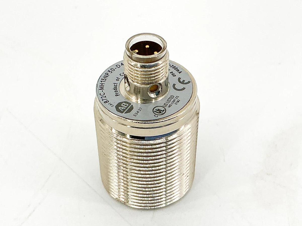 New Allen Bradley 872C-MH15NP30-D4 Inductive Proximity Sensor 30VDC 200mA Ser.E
