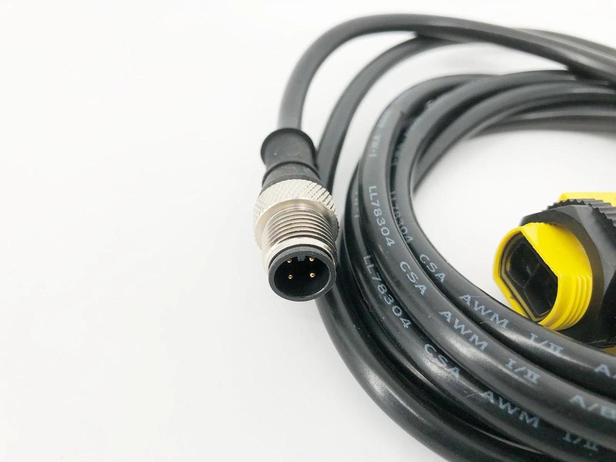 New Banner Engineering 7600005-802 Photoelectric Sensor 10-30VDC - No Box