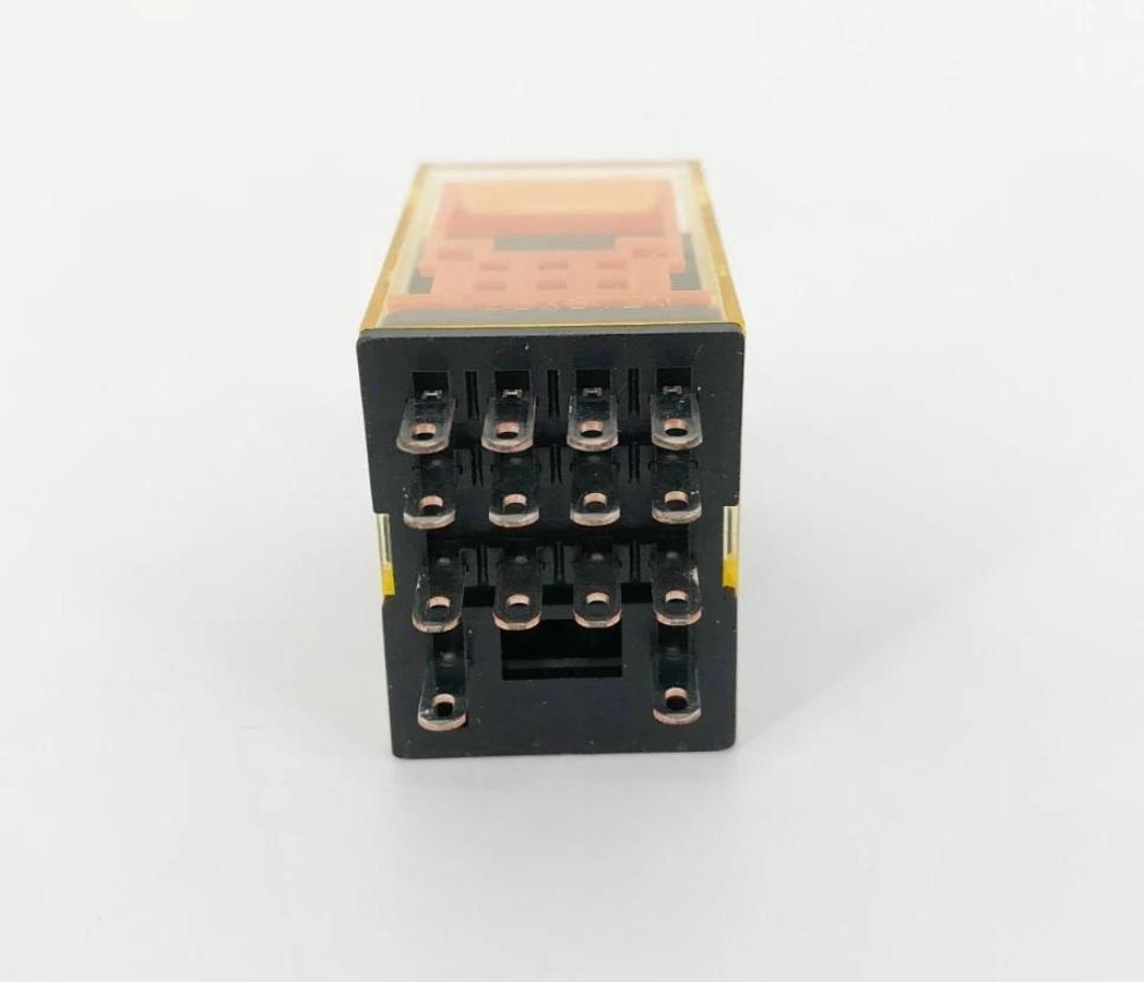 Lot of 2 New IDEC RU42S-C-A110 Relays 110-120VAC 14-Pin - No Box