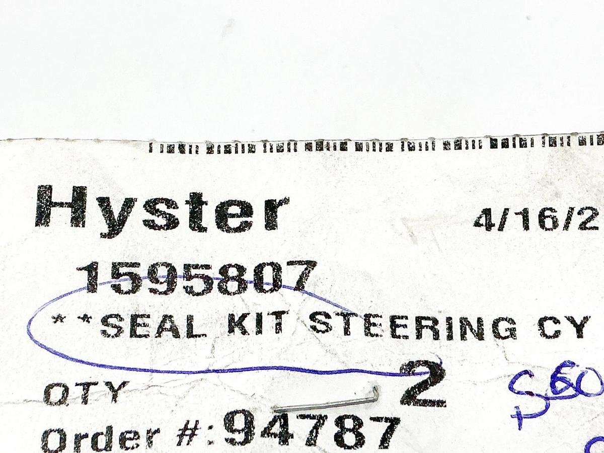 New Hyster 1595807 Steering CY Seal Kit