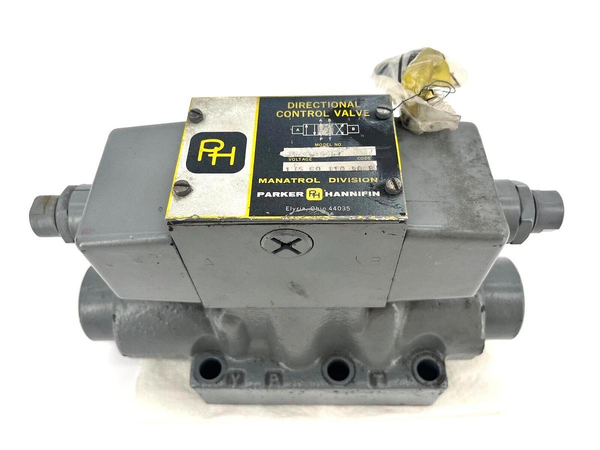 New Parker Hannifin D63W8C1Y Hydraulic Directional Control Valve 110V