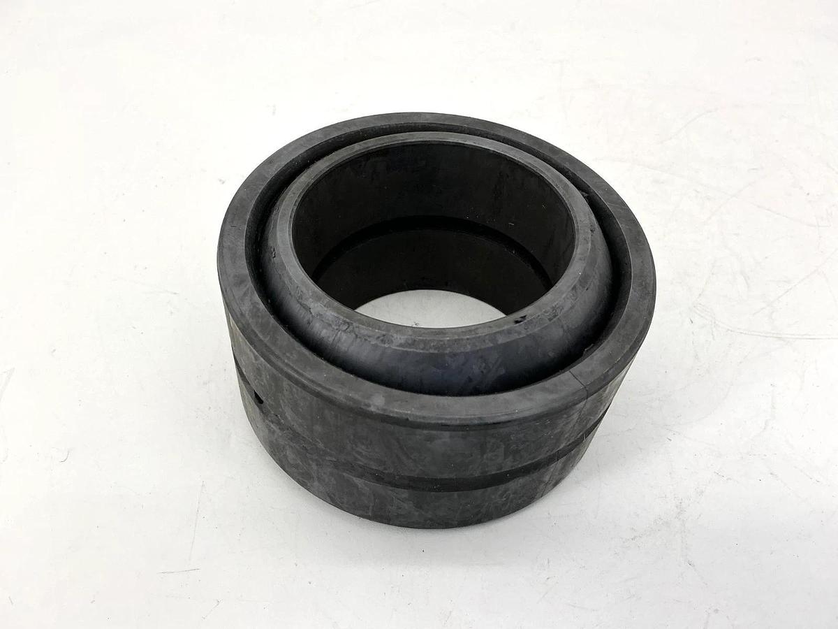 New Blount 8815977 Spherical Bearing Bore: 2.25"inch 100100/8815977 - No Box