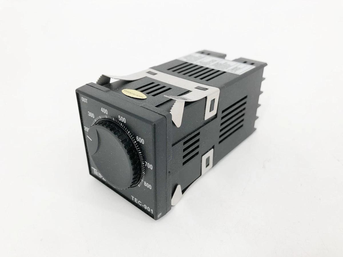 New Tempco TEC-901 Temperature Controller TEC17112 110VAC