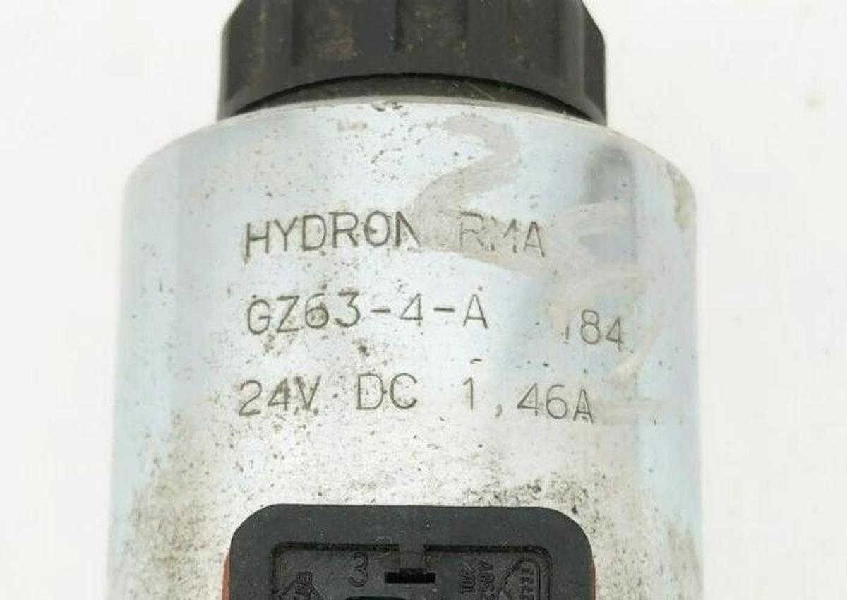 Used Rexroth 3WE10A31/CG24N9Z4 Directional Control Solenoid Valve 24VDC 587141/3