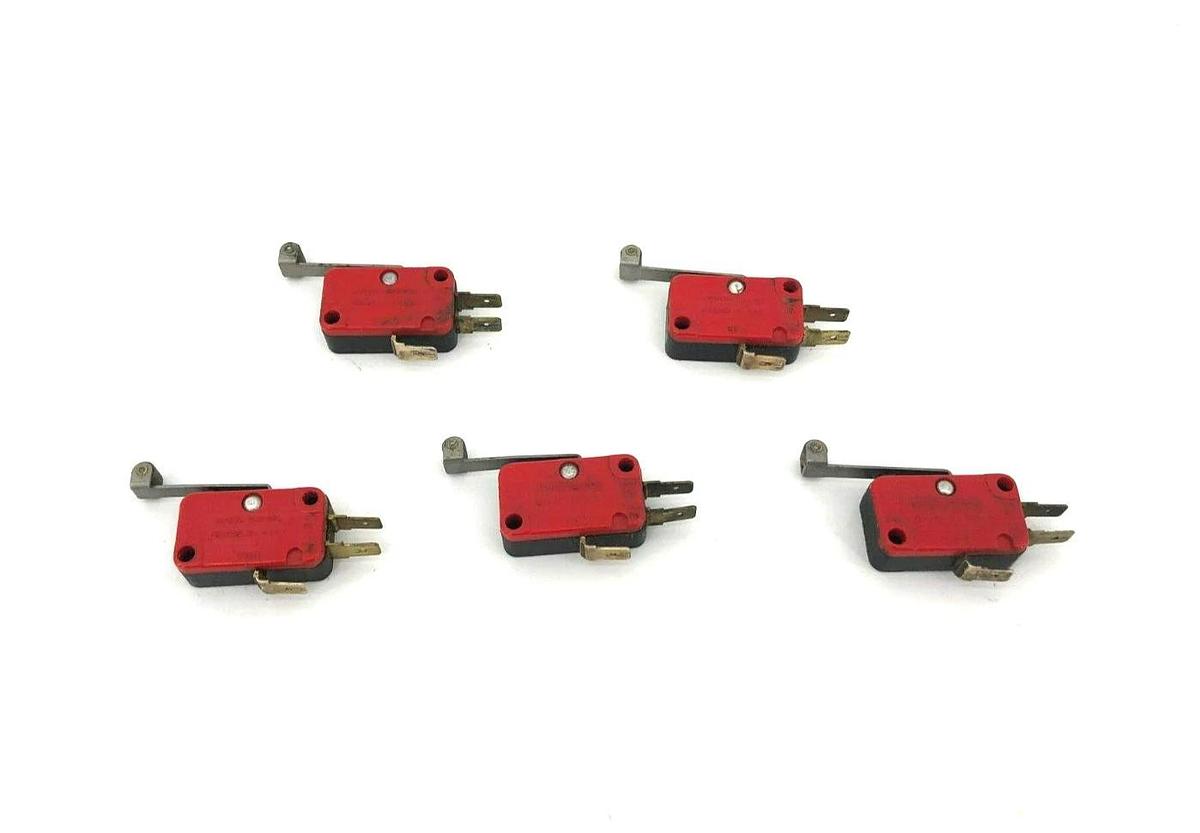 Used Lot of 5 Honeywell V3L-111-D8 Roller Lever Microswitches, 11A