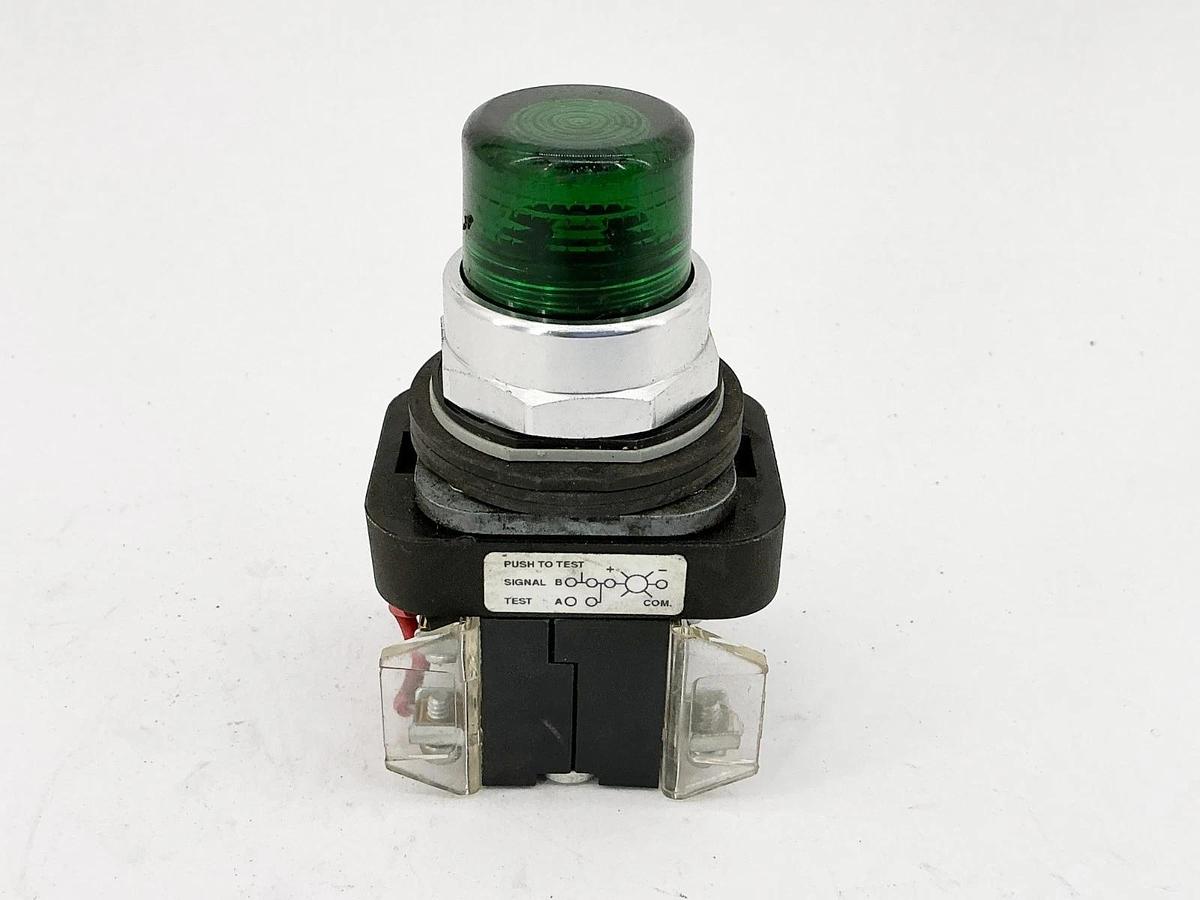 Used Allen Bradley 800T-QT10G Push Button Green 120V Ser.T
