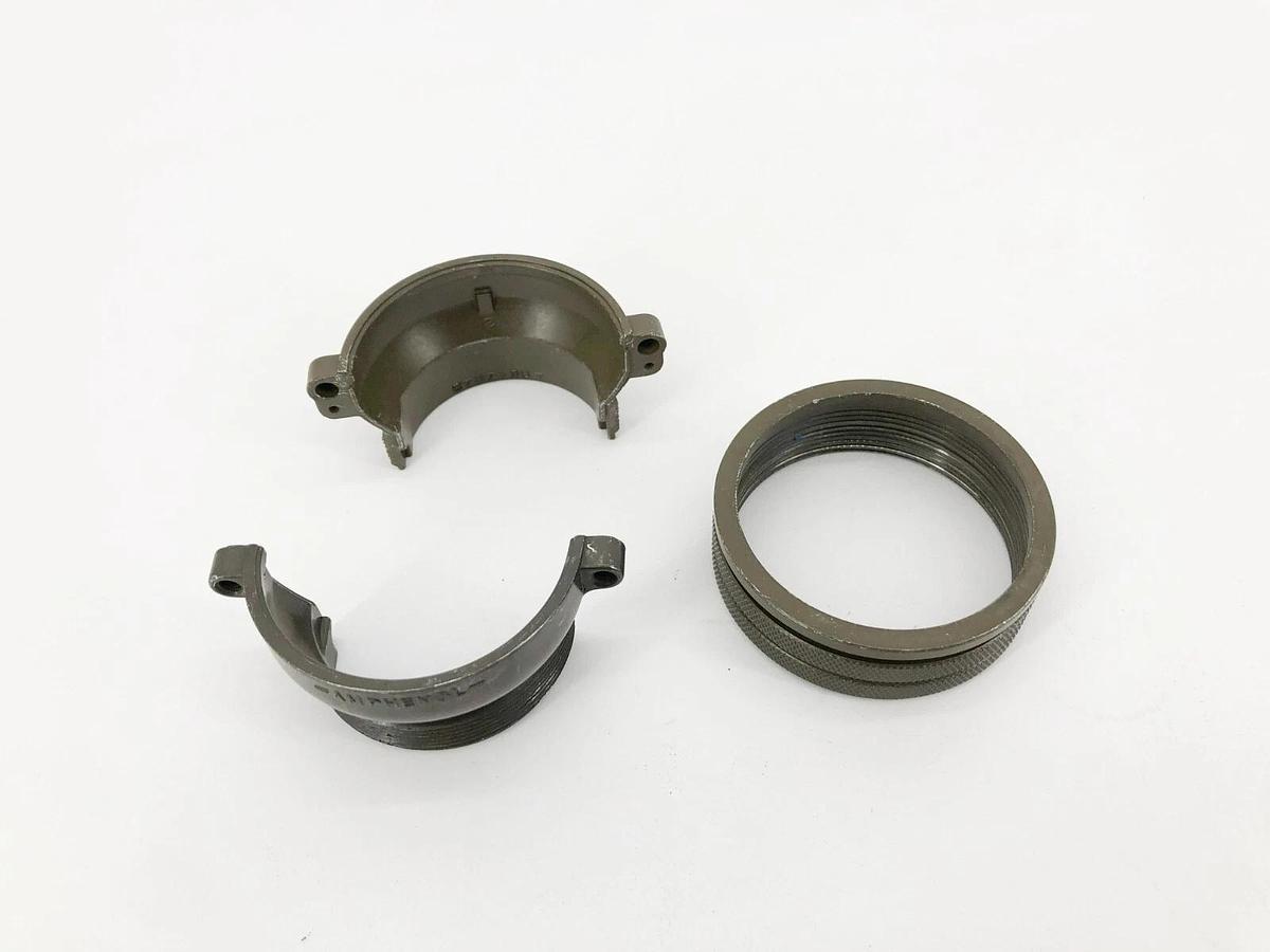 New Amphenol 97-3106B-36 0850 Straight Connector 52 Position