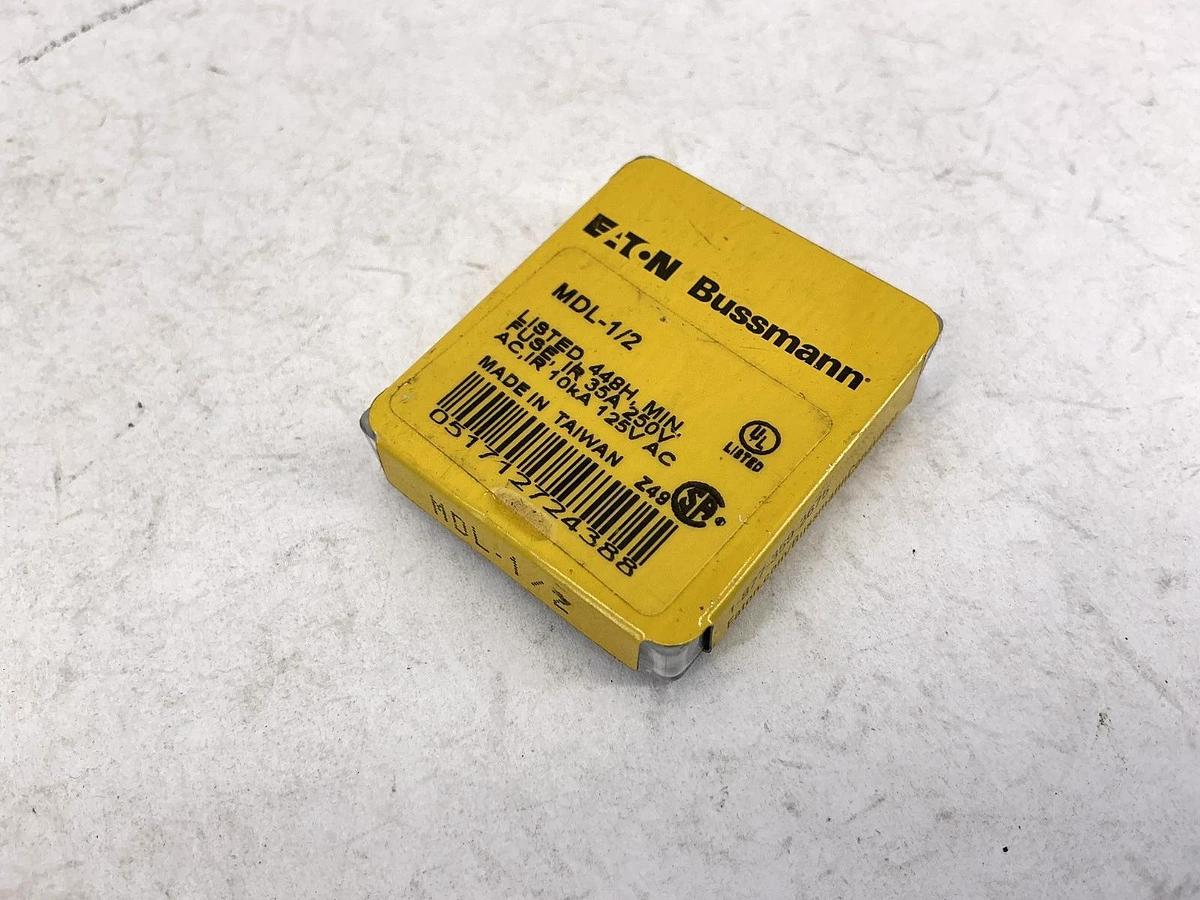 Lot of 20 New Bussmann MDL-1/2 Glass Fuse 1/2A 250V