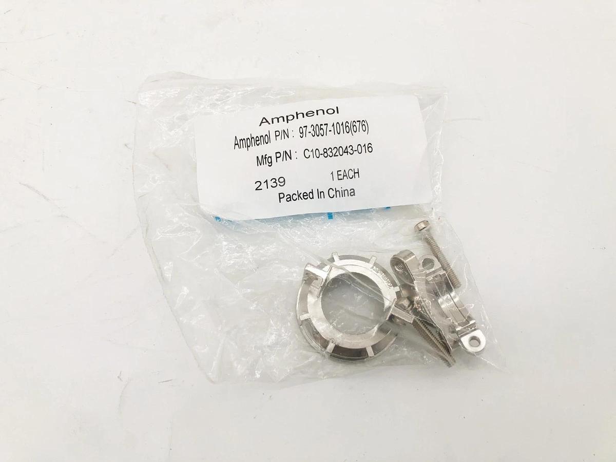 Lot of 5 New Amphenol 97-3057-1016(676) Clamps C10-832043-016