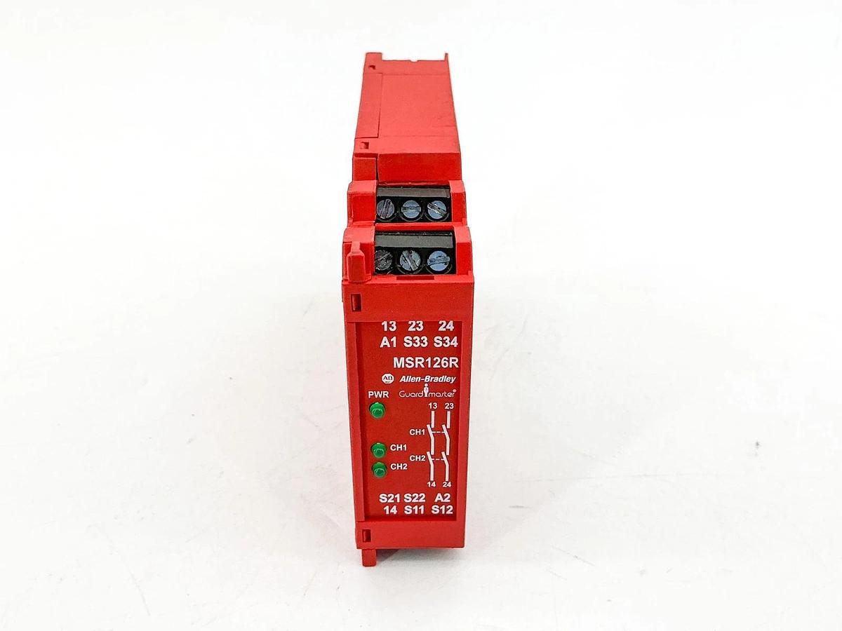 New Allen Bradley 440R-N23123 Guardmaster Safety Relay 24V 4W 6A MSR126R No Box