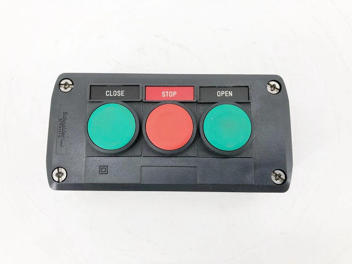 Used Schneider Electric XAL-D/K H7 Pushbutton Station Close-Stop-Open