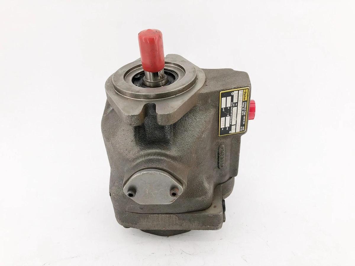 New Parker PVP1636R212 Hydraulic Piston Pump 3600psi - No Box