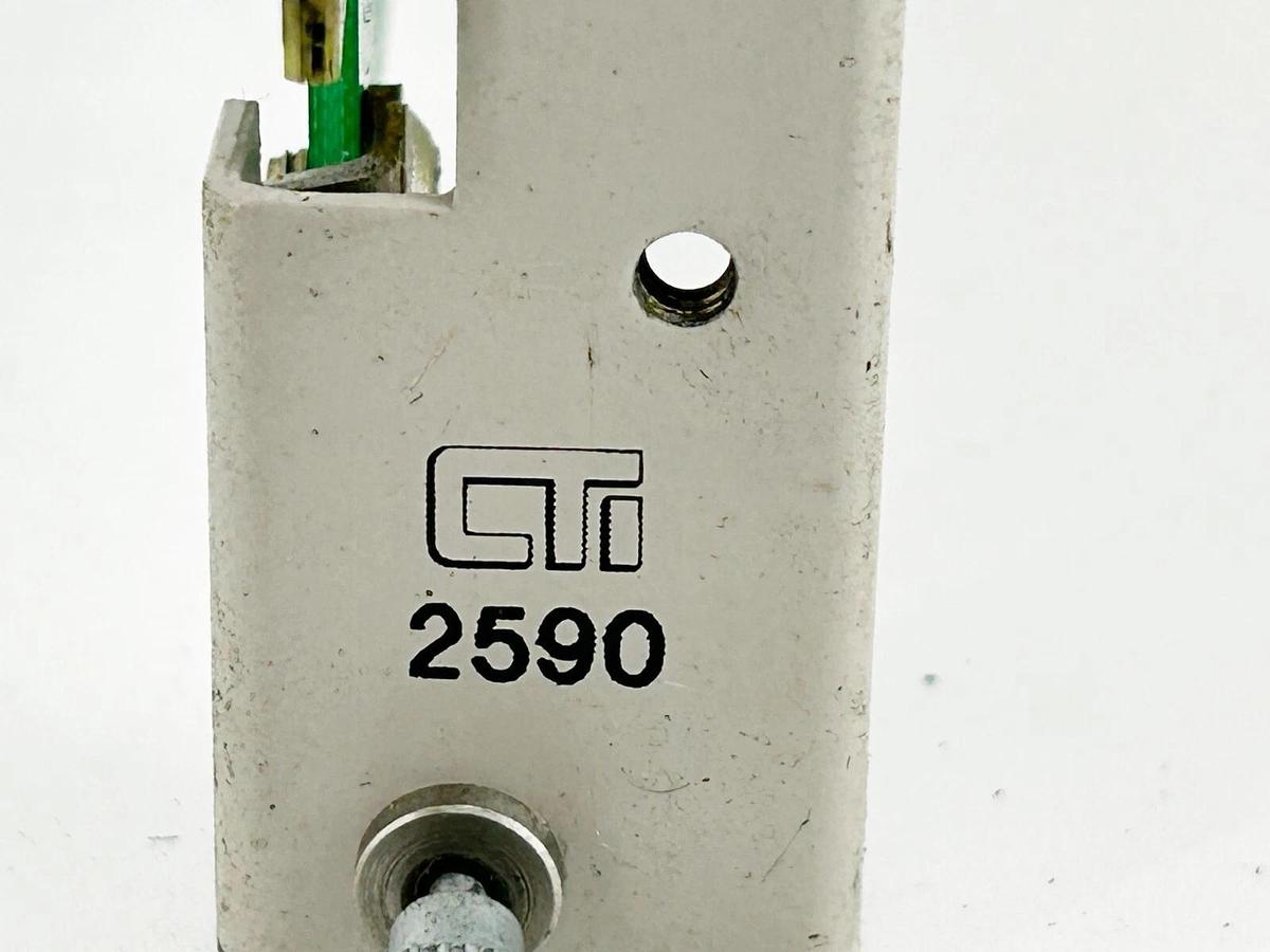 Used CTi 2590 Isolated Output Module 16 Point 20-132 Vac