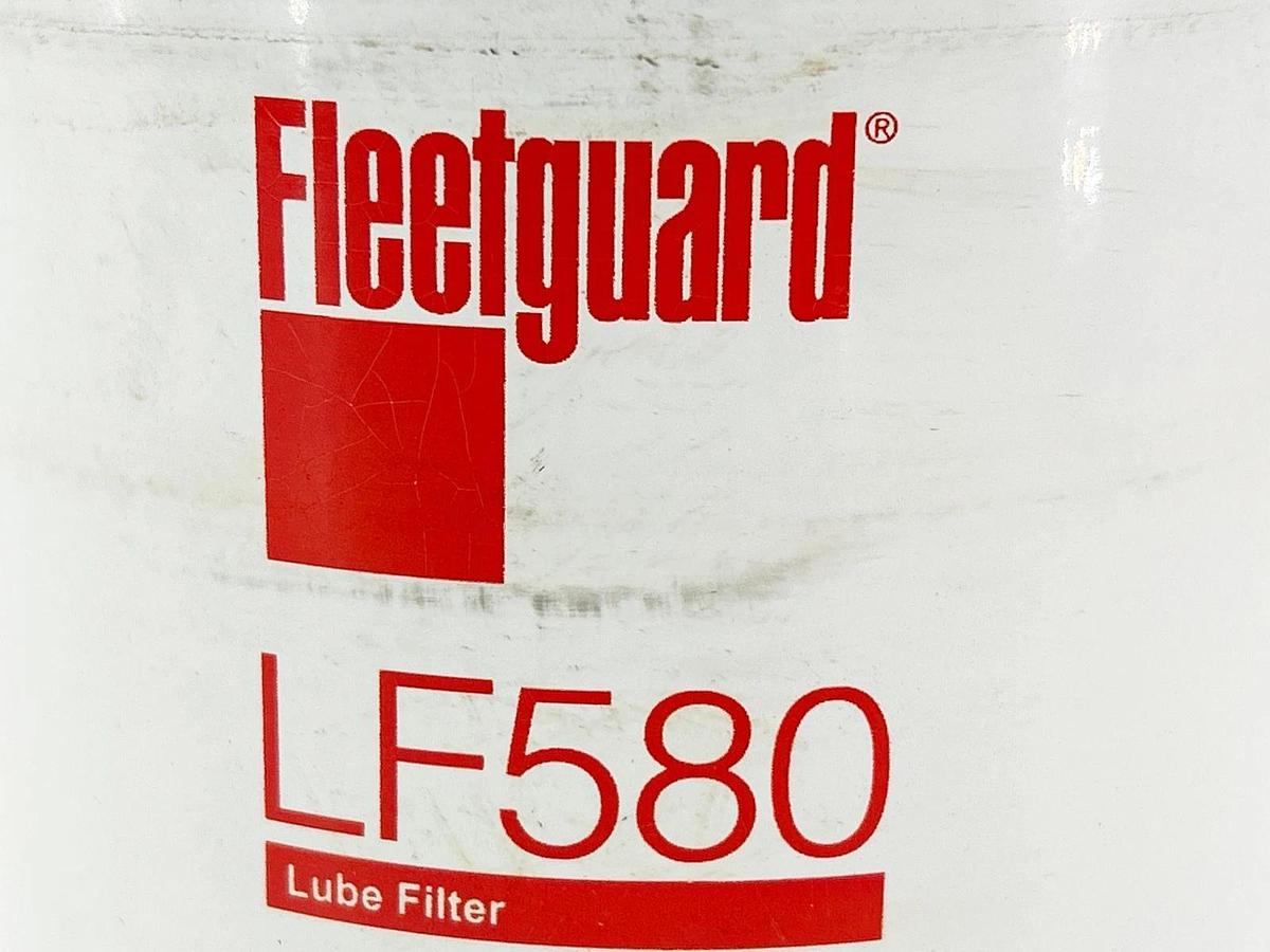 New Fleetguard LF-580 Lube Filter Spin On - No Box