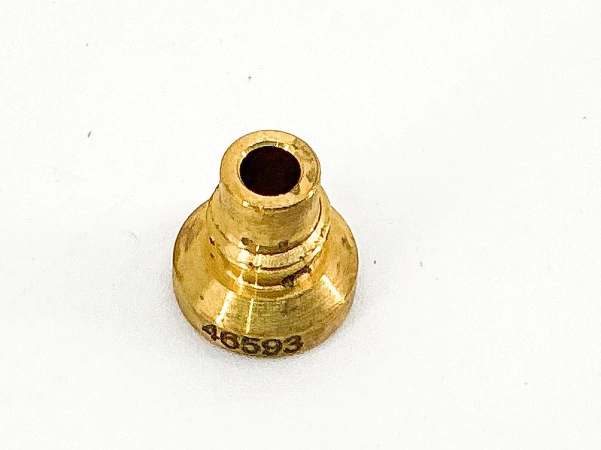 New Lot of 8 Spraying Systems CP46593 Adapter Insert Brass G97KH0594