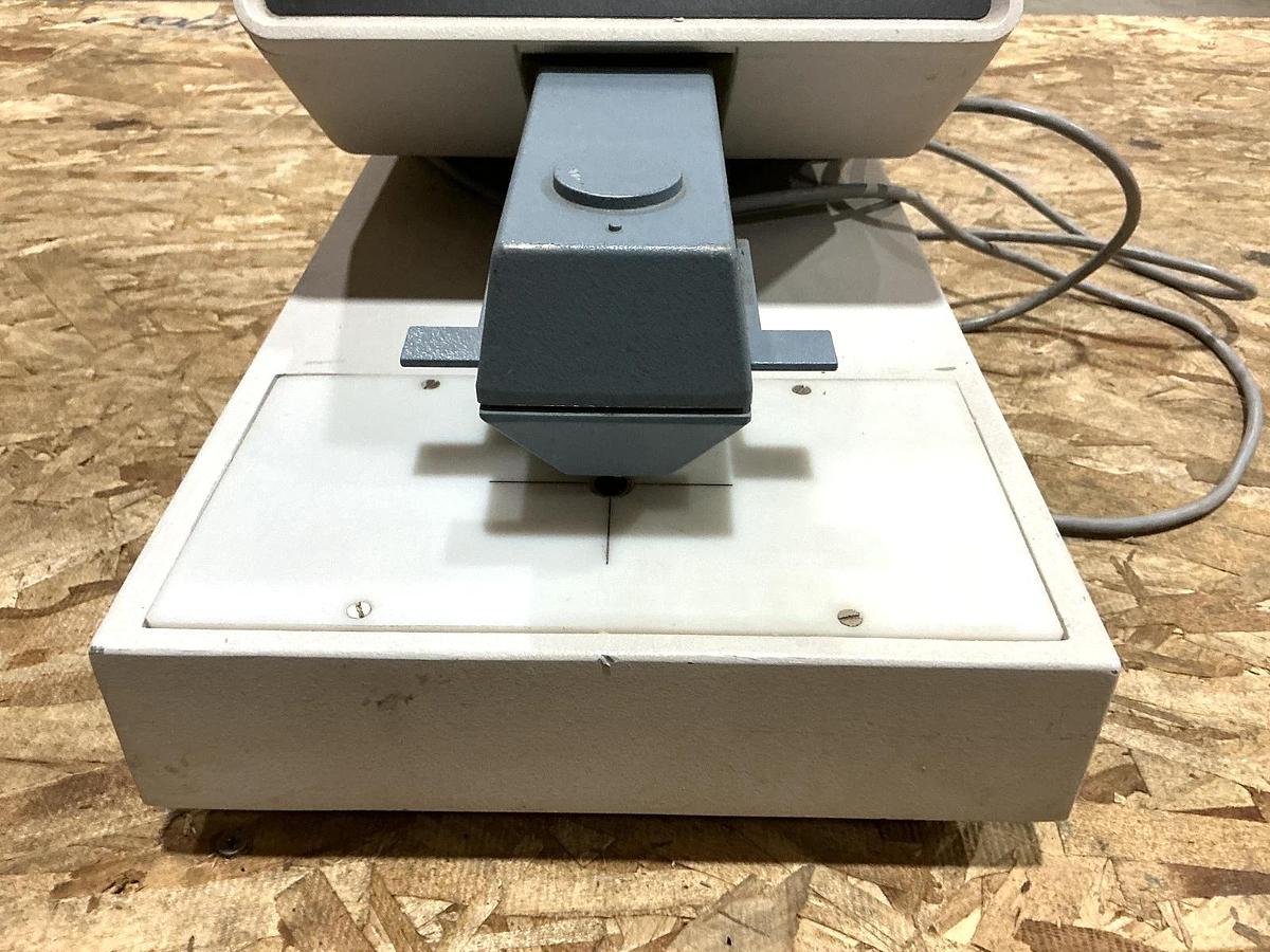 Used Macbeth Process Measurements TD-932 Densitometer 52Watts 50/60-Cycles 115V TD932