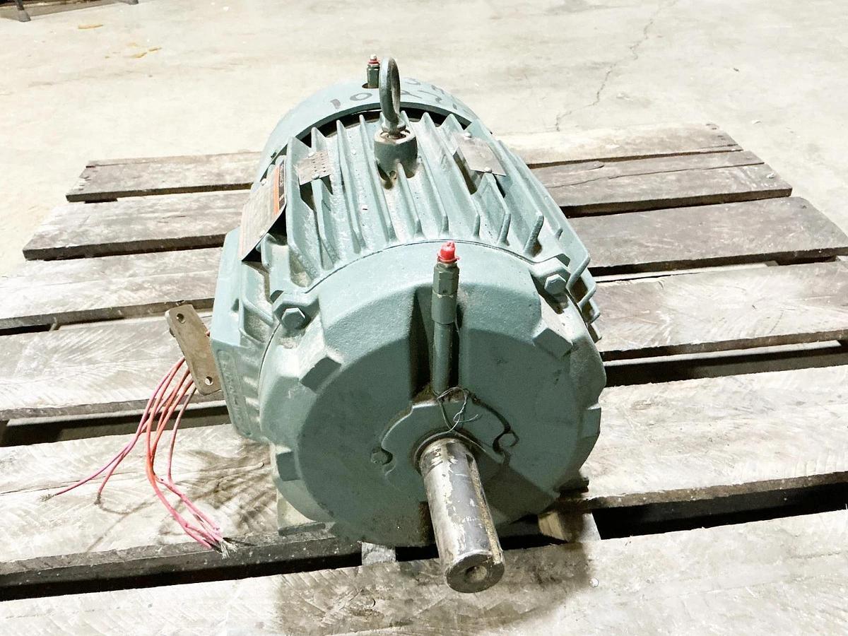 Used Reliance 2YAB55689A1 Electric Motor 3HP 575V 1765RPM 3.2A 3PH L213T