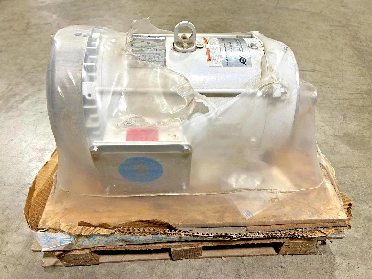New Leeson C215T17WC4A Motor 10/ 7-1/2 HP 3PH 230/190V 460/380V 141268.00 No Box