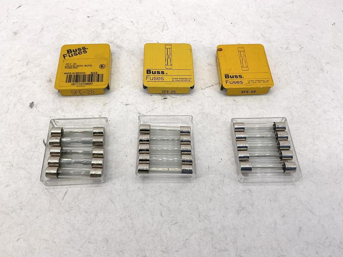 Lot of 15 New Bussmann SFE-20 Glass Fuse 20A 32V