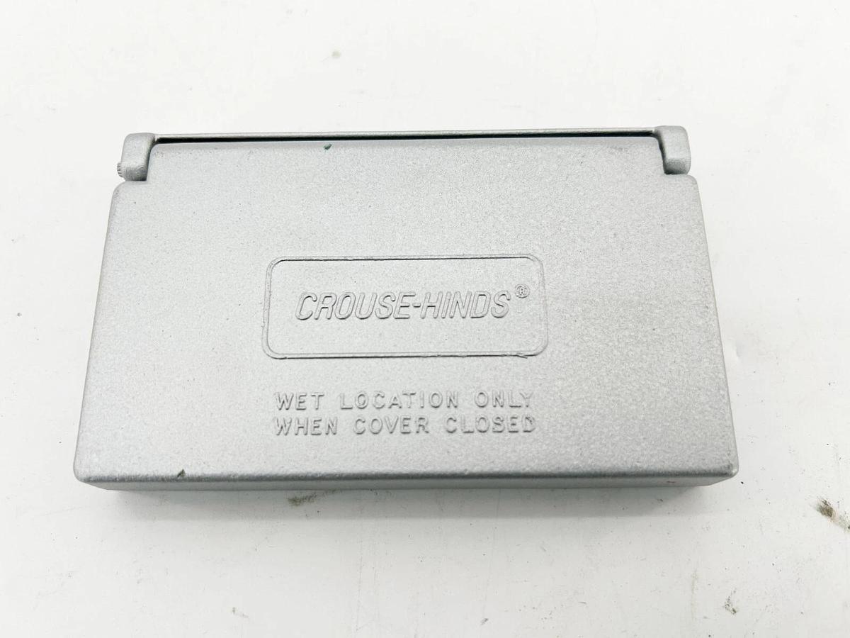 New Crouse Hinds WLGF FS Receptacle Cover 1 Gang GFCI FS Mount-Horizontal