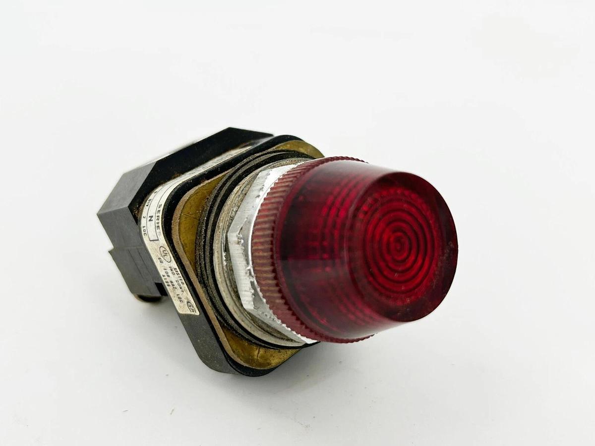 Used Allen Bradley 800T-P16R Pilot Light 30mm Red Transformer Incandescent 120V
