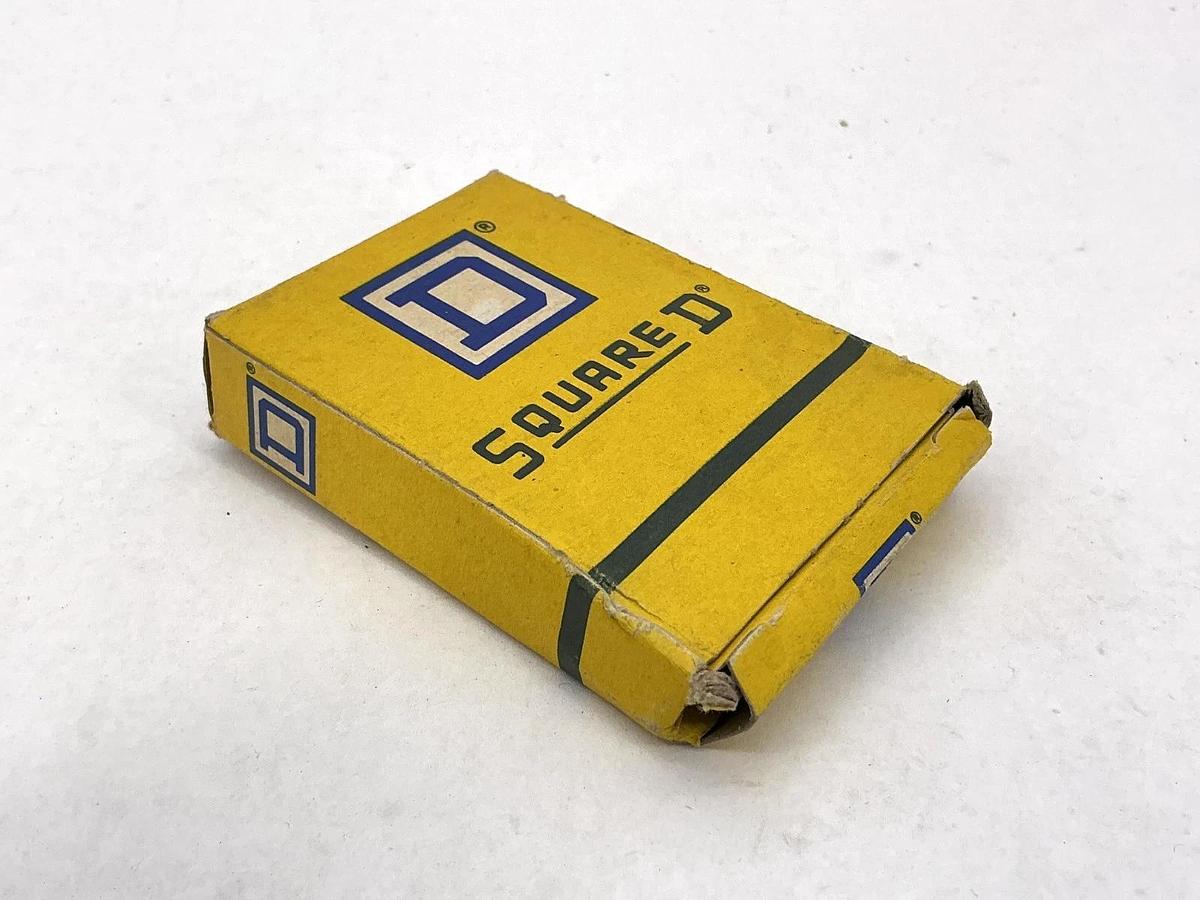 Lot of 3 New Square D 1-AR2.24 Overload Relay Thermal Unit AR2.24 58638