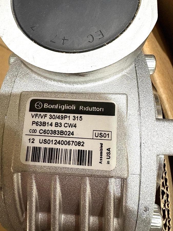 New Bonfiglioli VF/VF-30/49P1-315-P63B14-B3-CW4 Gear Reducer 315:1 Ratio