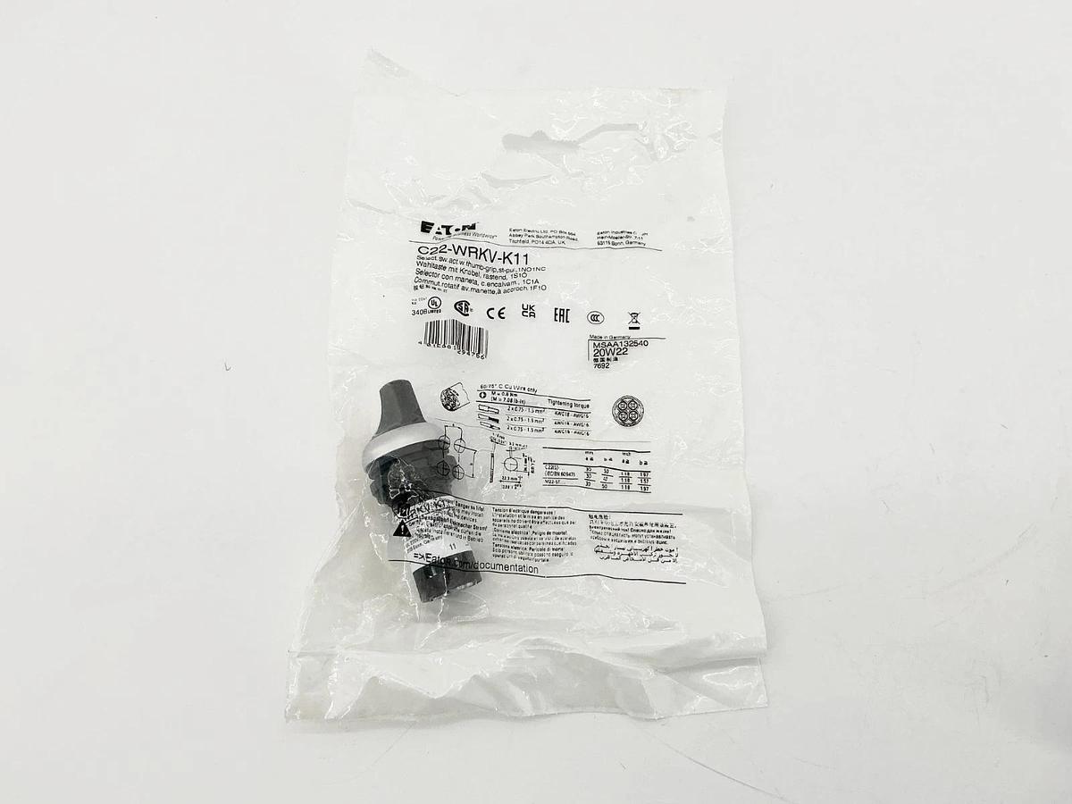 New Lot of 2 Eaton C22-WRKV-K11 Selector Switch 250V 4A