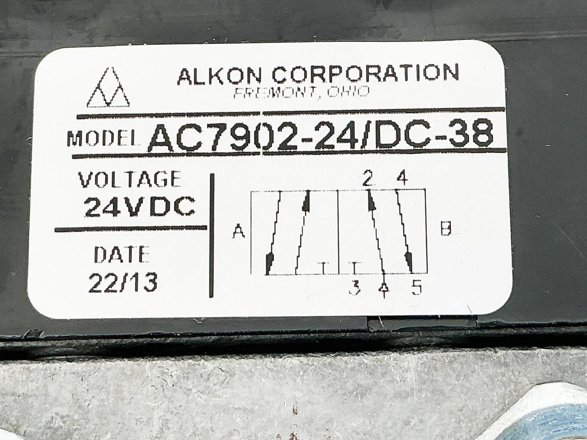 New Alkon Co. AC7902-24/DC-38 Solenoid Valve 24VDC- No Box