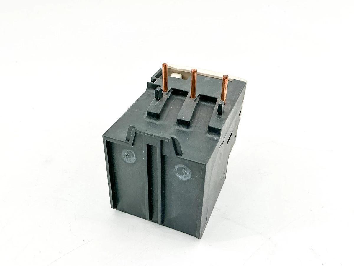 New Schneider Electric LRD05 Overload Relay 1A 690V 6kV 034675