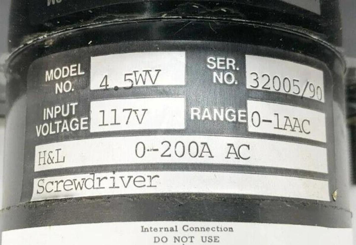 New Larsen 4.5WV Amperage Meter 0-200A 117V