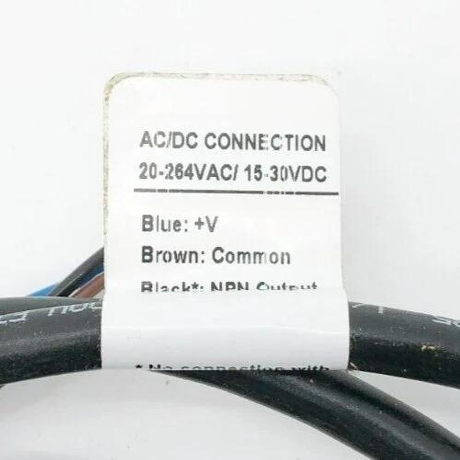 Used Eaton 13103A6513 Photoelectric Sensor 9" Range 20-264VAC 15-30VDC