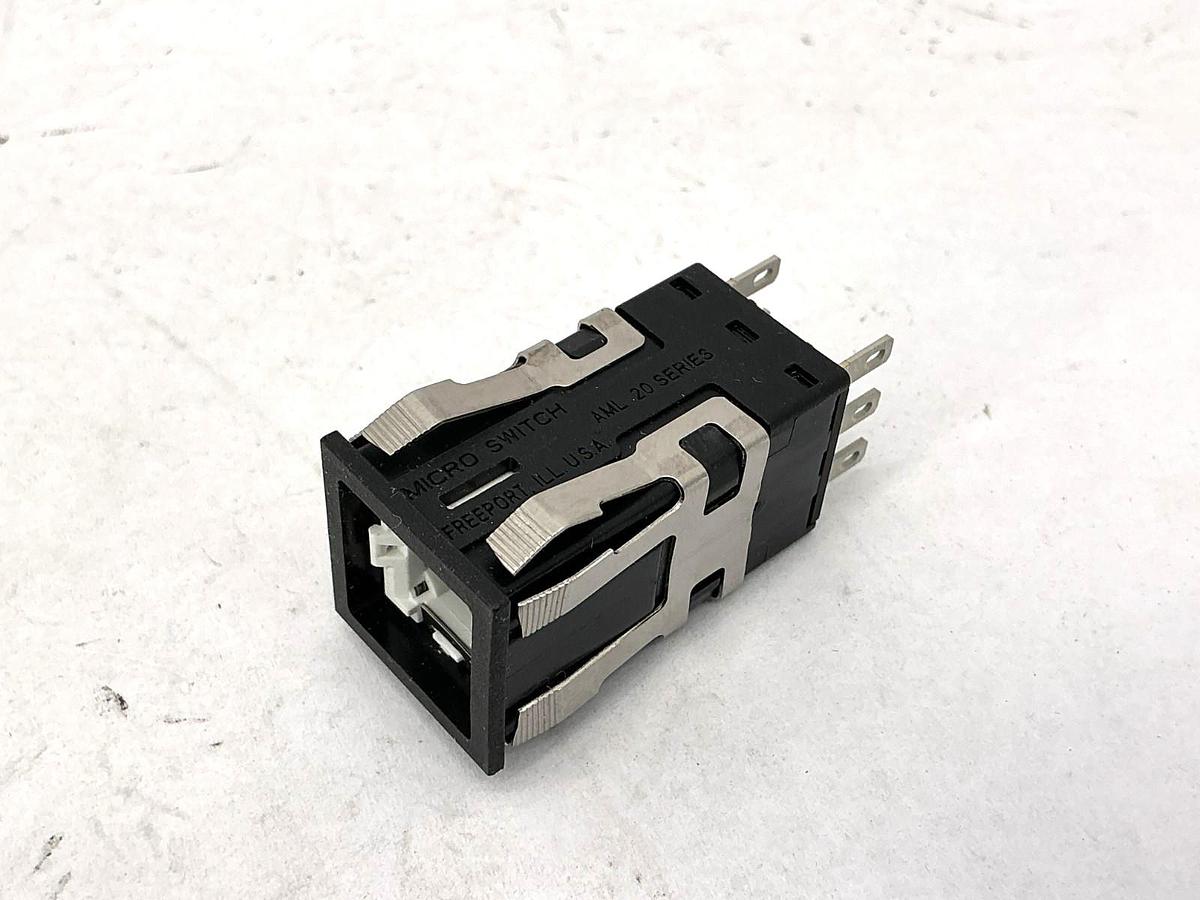 New Honeywell AML21CBE2AC Ser AML20 Micro Switch Pushbutton 3A 250V - No Box