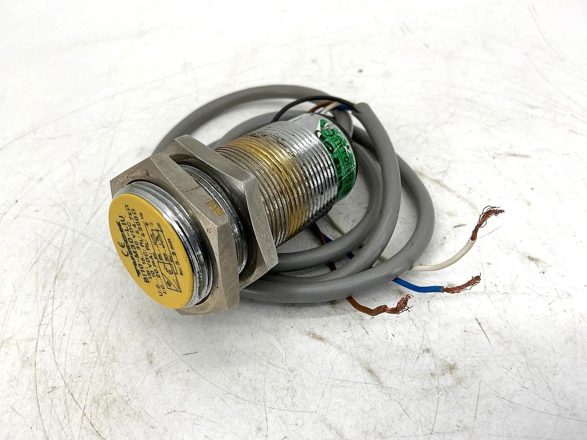 Used Turck Bi10-M30-LIU Inductive Proximity Sensor Sn=3-8mm 4-Wire 15-30VDC