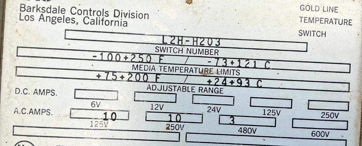 Used Barksdale L2H-H203 Temperature Switch Range 75-200F 10A@120/250V 3A@480V