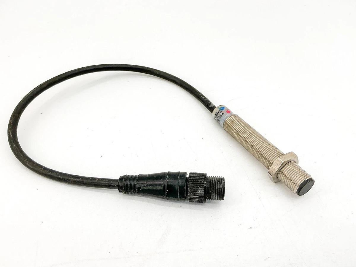 Used Eaton E57-12LE06-BP Inductive Proximity Sensor 6-48VDC 300mA